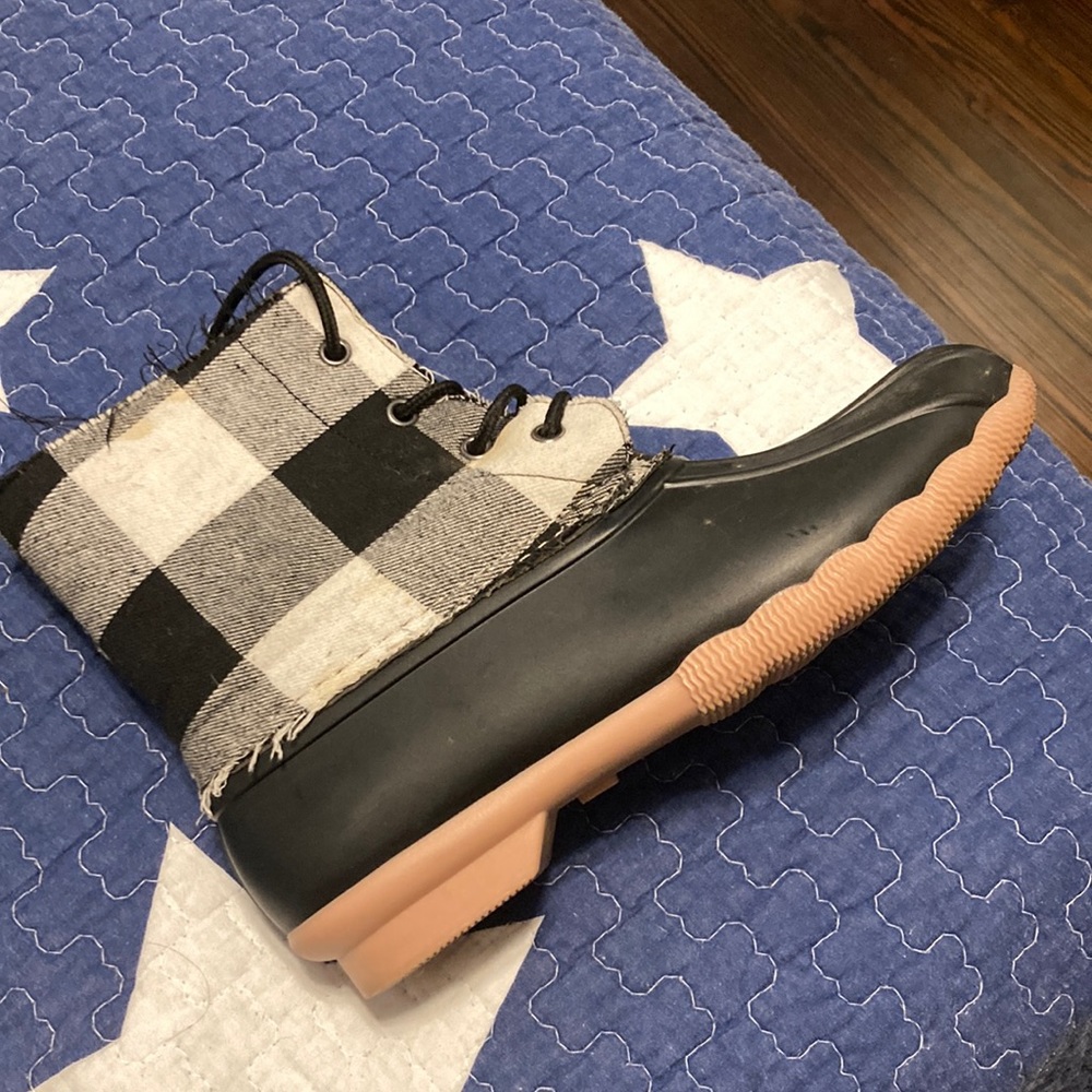 Outwoods duck boots